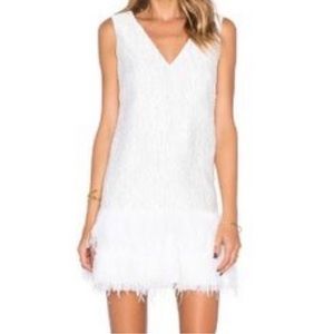 BCBGMaxAzria White Feather Drop Waist Dress Women's Size 6 Roaring 20's Vibe